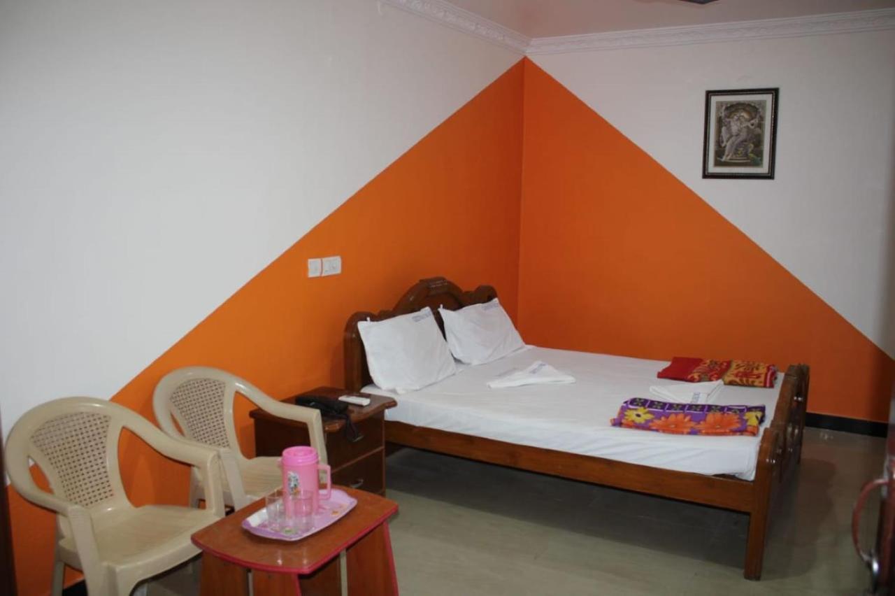 Hotel Sudhiksha Deluxe Rāmeswaram Exterior foto